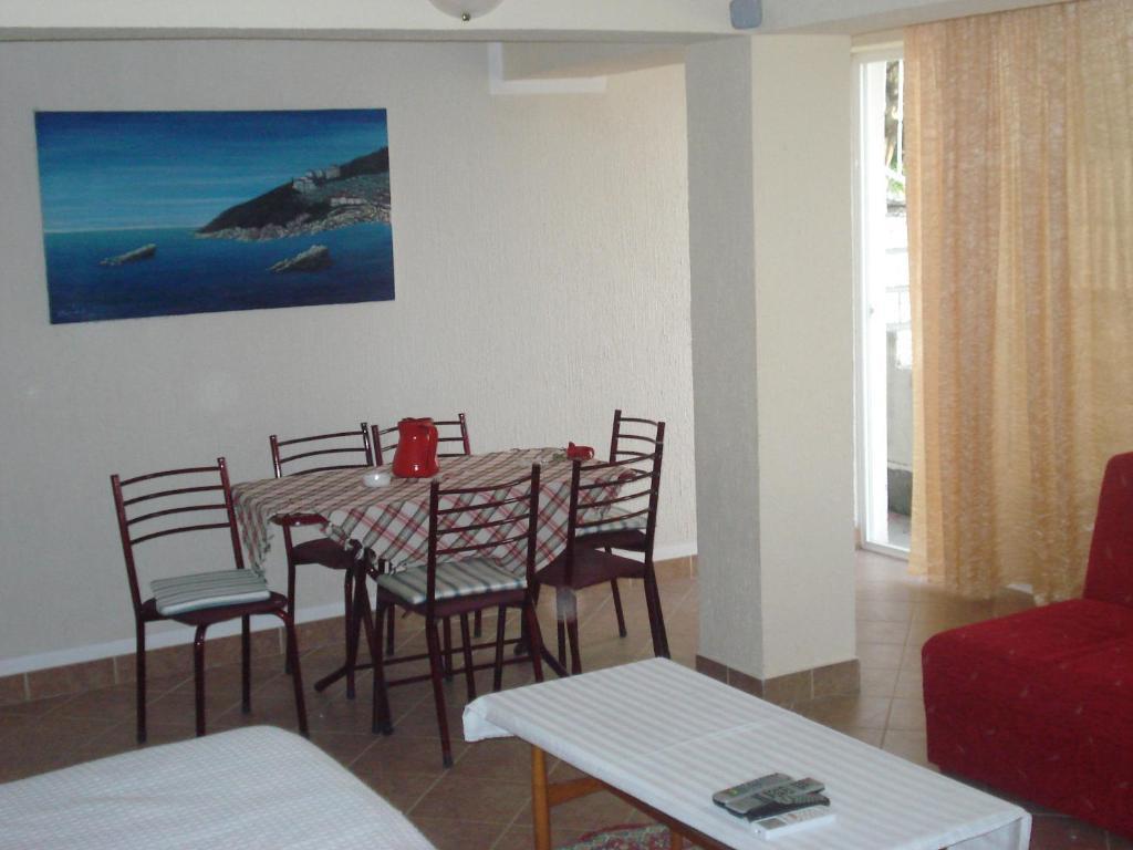 Apartments Djakonovic อุลซิน ภายนอก รูปภาพ